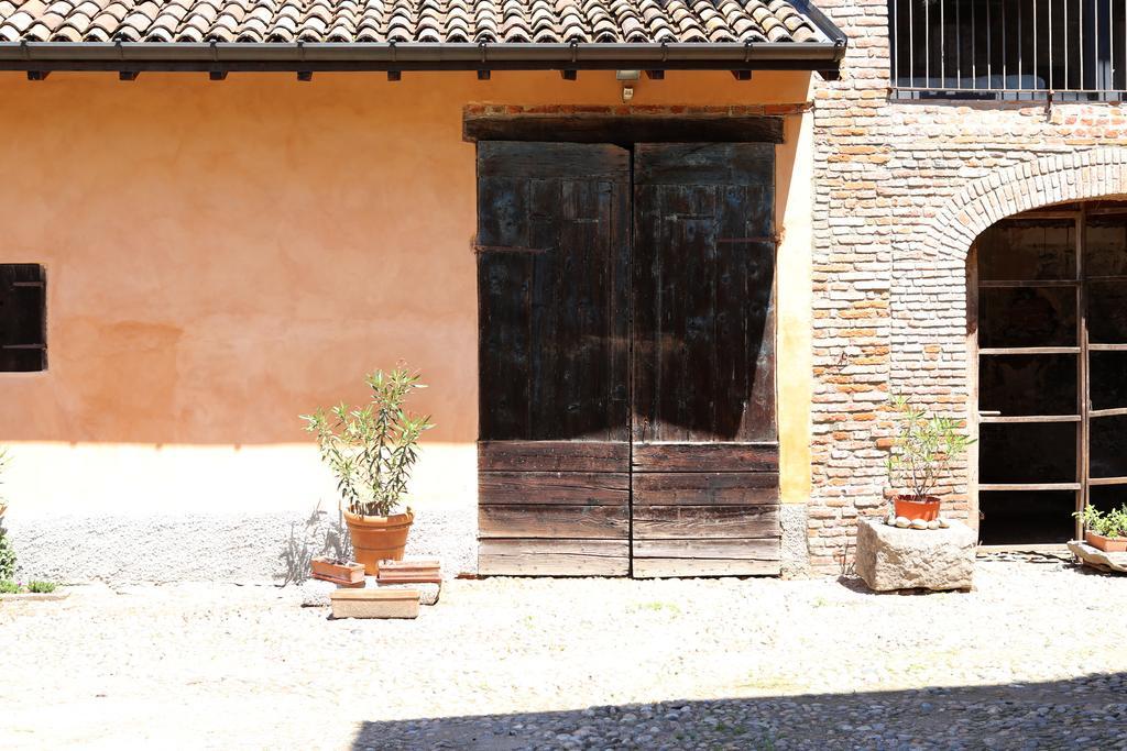 Borgo Archinto Apartment Robecco sul Naviglio Exterior photo